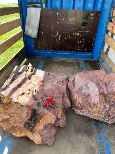 Ландшафтные глыбы красно-фиолетовые 200-1000 килограмм купить в Омской области
