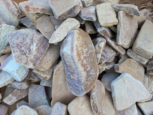 Златолит жёлтый, жёлто-зелёный глыбки и валуны для ланшафтного дизайна купить в Омской области