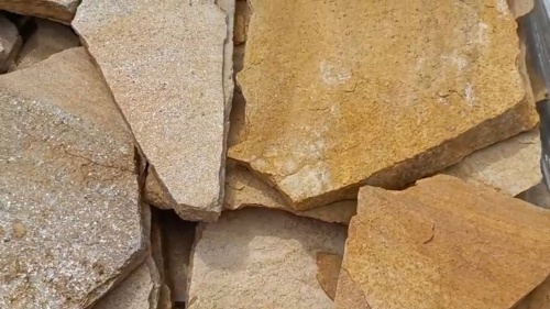 Плитняк златолит жёлтый для фасада 1,5-3 см купить в Омской области