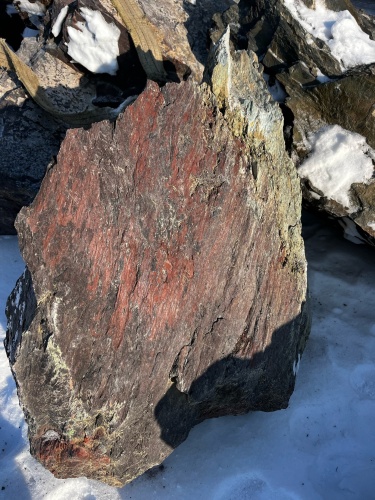 Ландшафтные глыбы красно-фиолетовые 200-1000 килограмм купить в Омской области