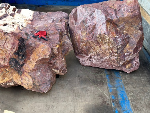 Ландшафтные глыбы красно-фиолетовые 200-1000 килограмм купить в Омской области