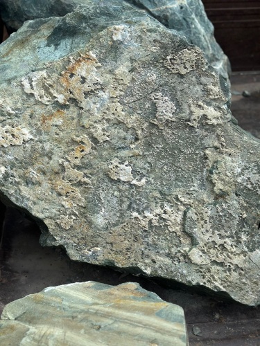 Ландшафтные глыбы зелёные 200-500 килограмм купить в Омской области