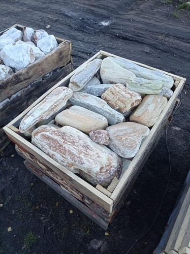 Златолит жёлтый, жёлто-зелёный глыбки и валуны для ланшафтного дизайна купить в Омской области