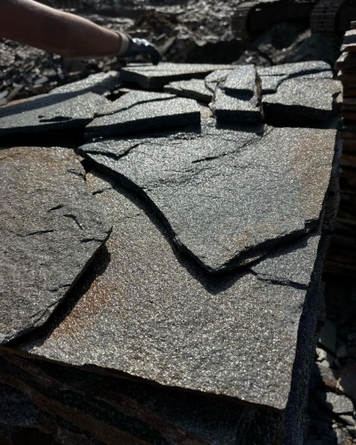 Плитняк златолит серебристый для фасада купить в Омской области